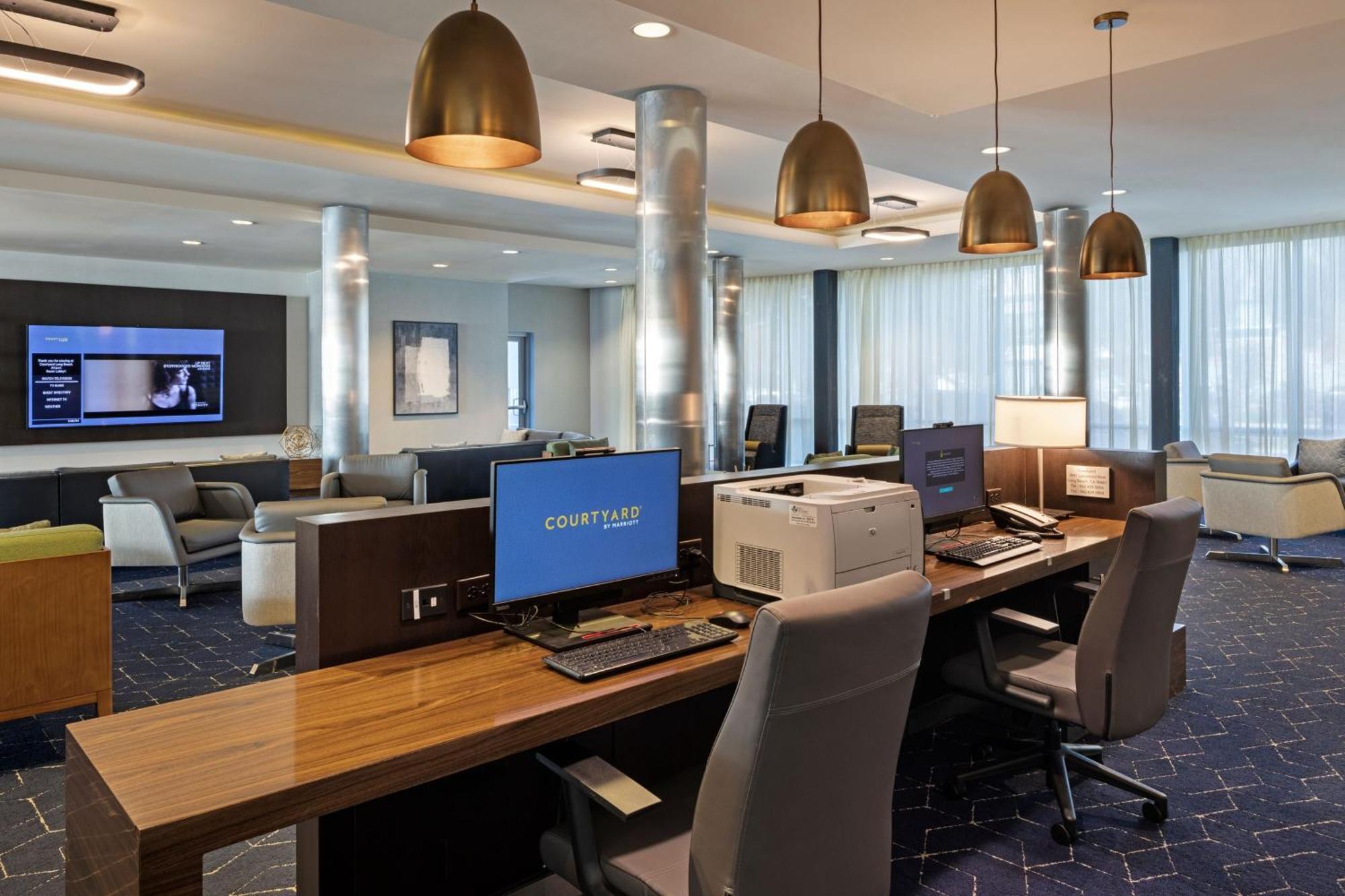 คอร์ตยาร์ด ลองบีช แอร์พอร์ต Hotel ภายนอก รูปภาพ