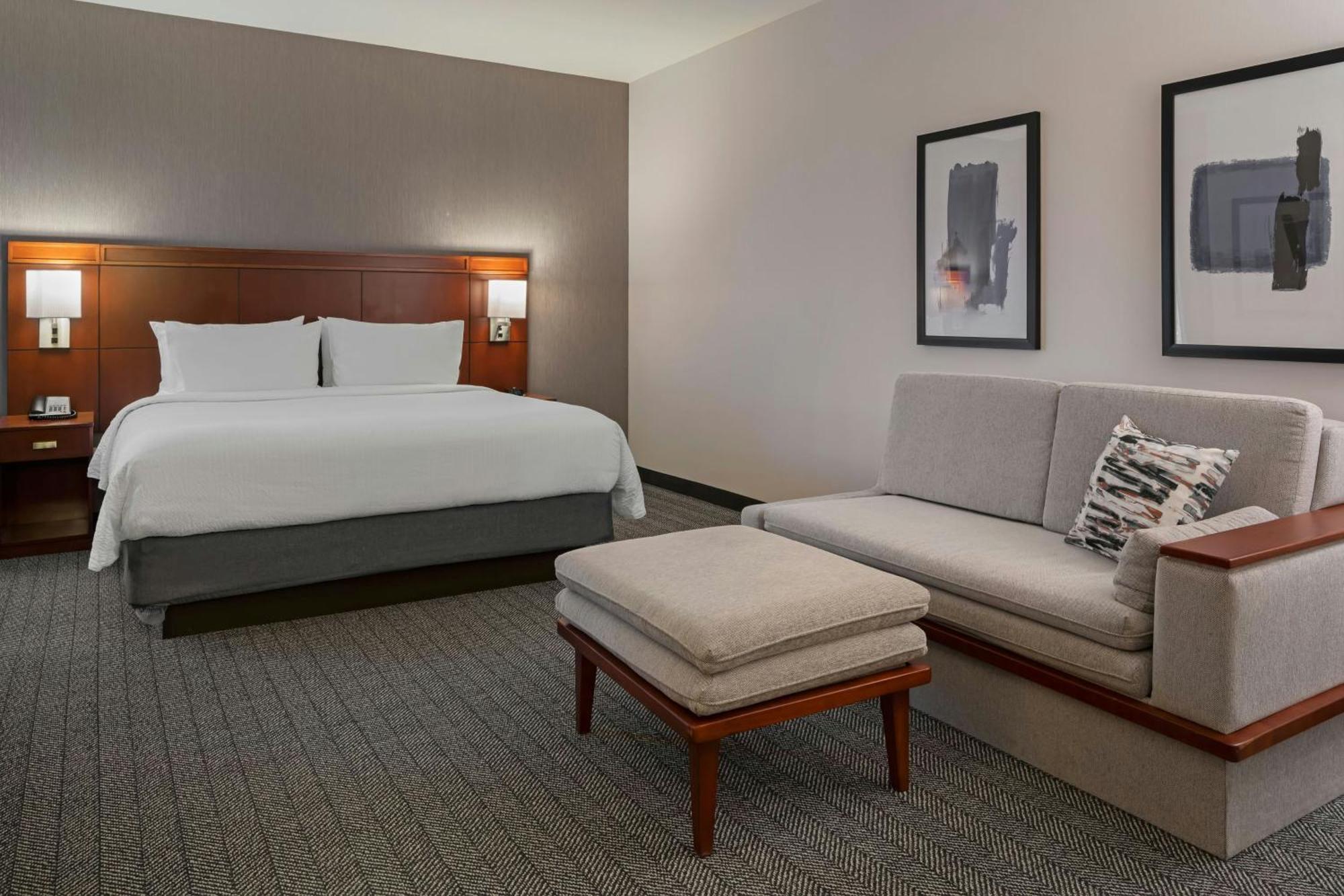 คอร์ตยาร์ด ลองบีช แอร์พอร์ต Hotel ภายนอก รูปภาพ